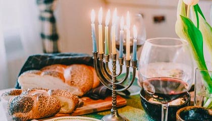 乐鱼官网-FIBA官方分享精彩瞬间：虽然这球不算，但是东契奇也太准了